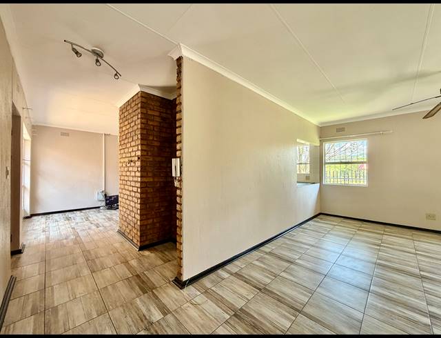 3 BEDROOM CLUSTER RENTED IN GLENVISTA